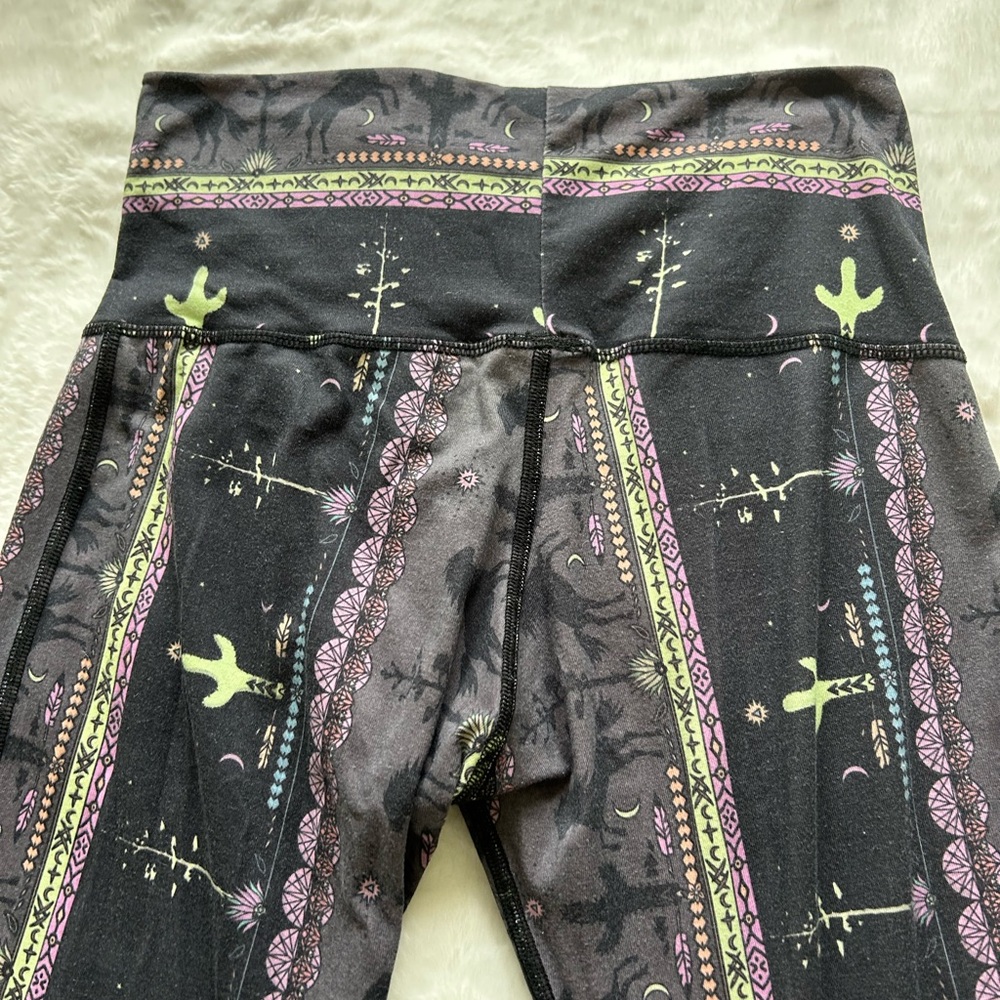 Teeki Wild and Free Western  Graphic Print Flare Bell Bottom Yoga Pants - Picture 8 of 8